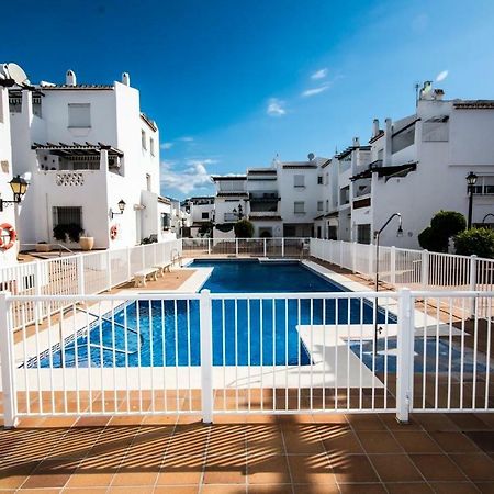 Castillo de Sabinillas Puerto De La Duquesa Beach Apartment מראה חיצוני תמונה
