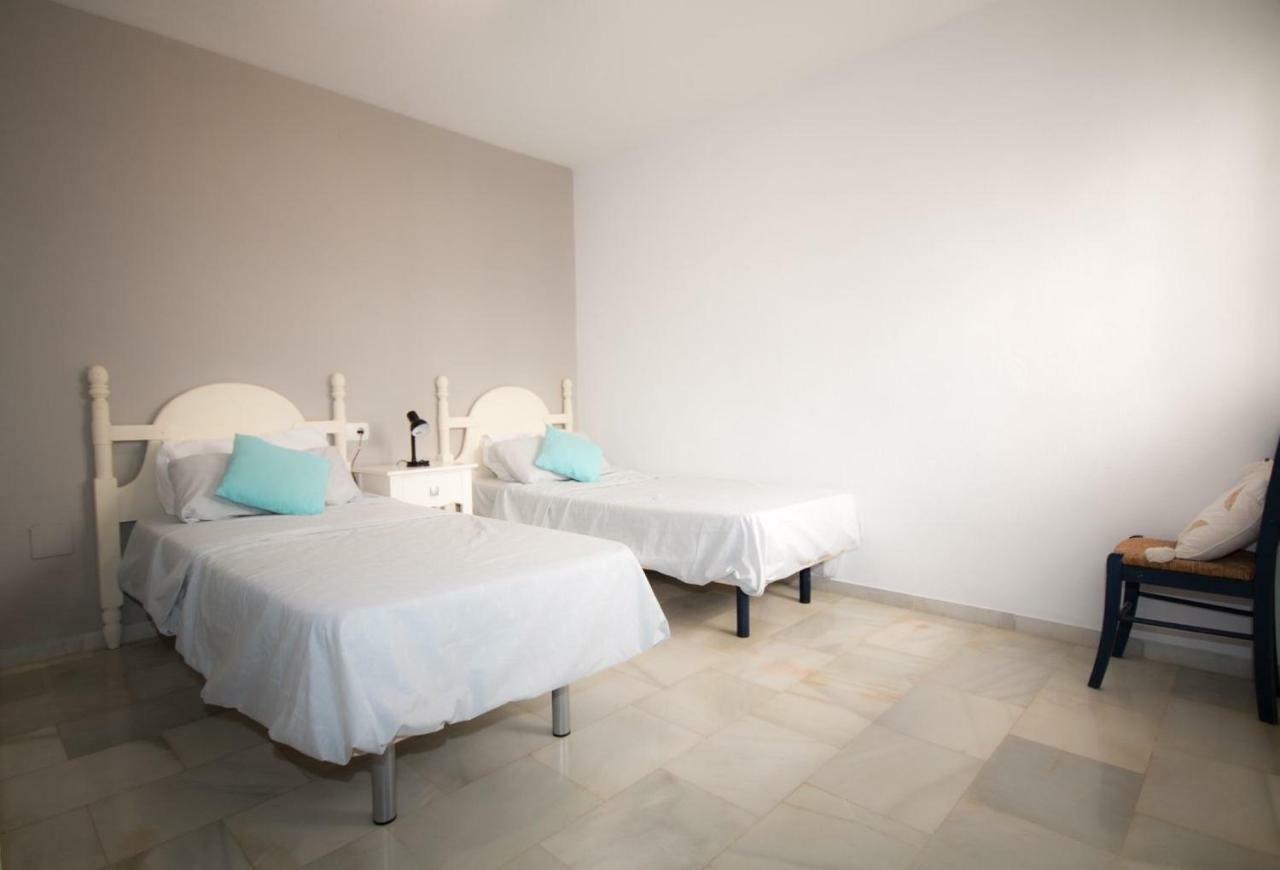 Castillo de Sabinillas Puerto De La Duquesa Beach Apartment מראה חיצוני תמונה