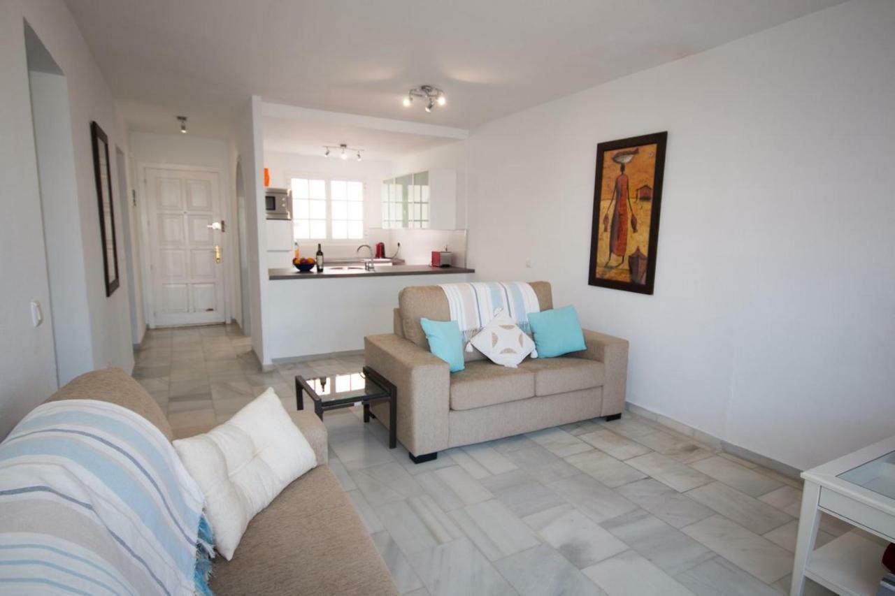 Castillo de Sabinillas Puerto De La Duquesa Beach Apartment מראה חיצוני תמונה