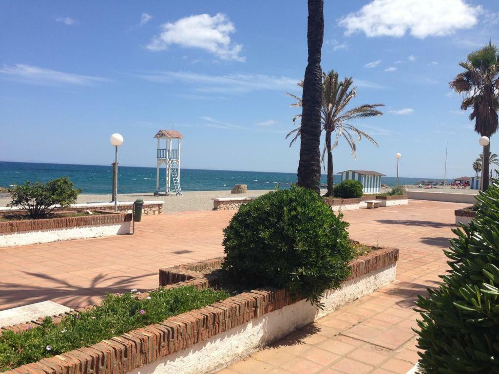 Castillo de Sabinillas Puerto De La Duquesa Beach Apartment מראה חיצוני תמונה